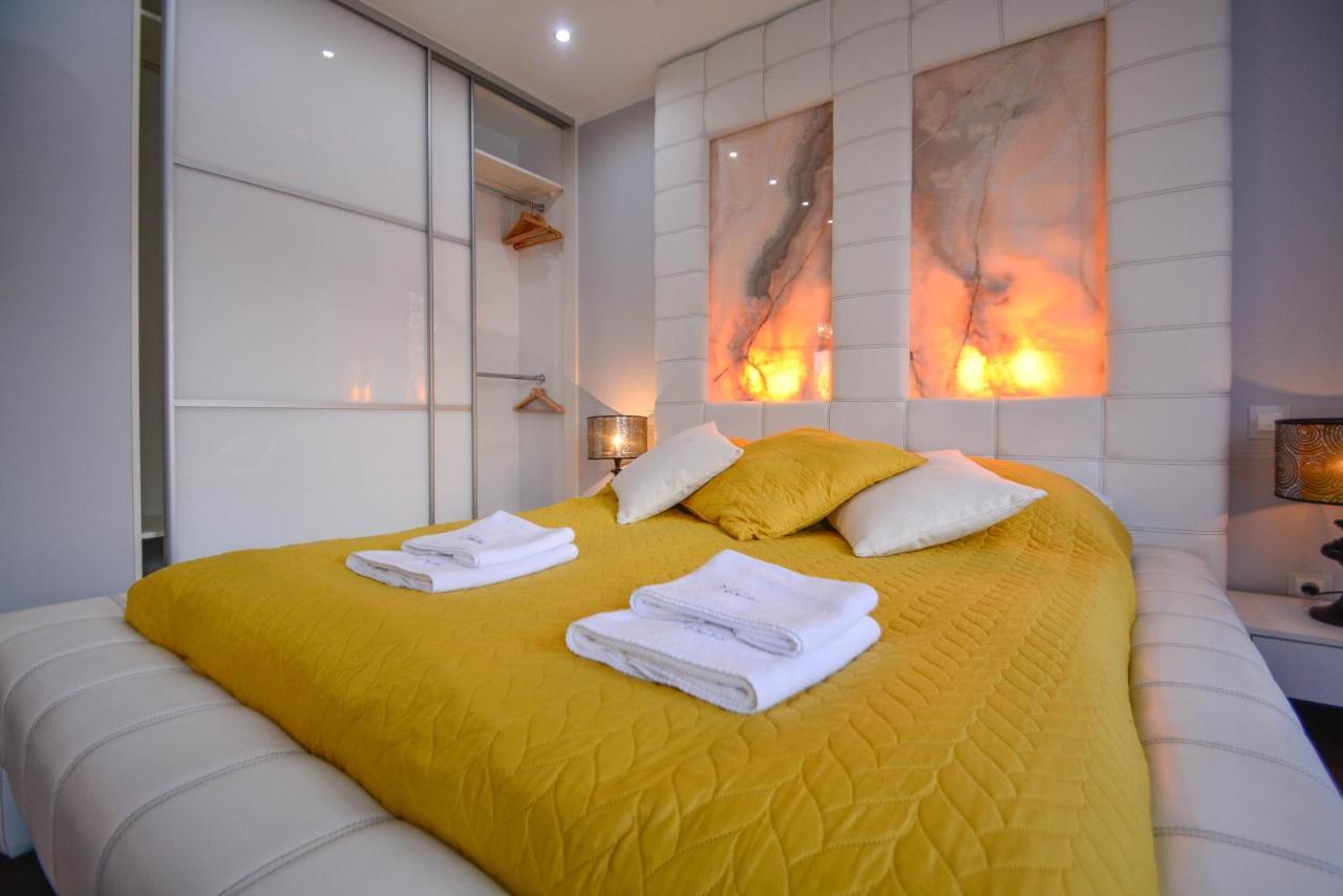 Apartamenty Bryza - Chelmonskiego - Parking - Centrum Świnoujście Exteriör bild