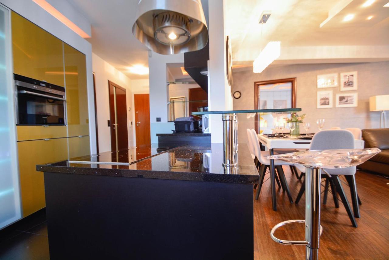 Apartamenty Bryza - Chelmonskiego - Parking - Centrum Świnoujście Exteriör bild