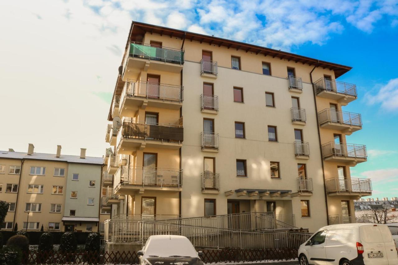 Apartamenty Bryza - Chelmonskiego - Parking - Centrum Świnoujście Exteriör bild