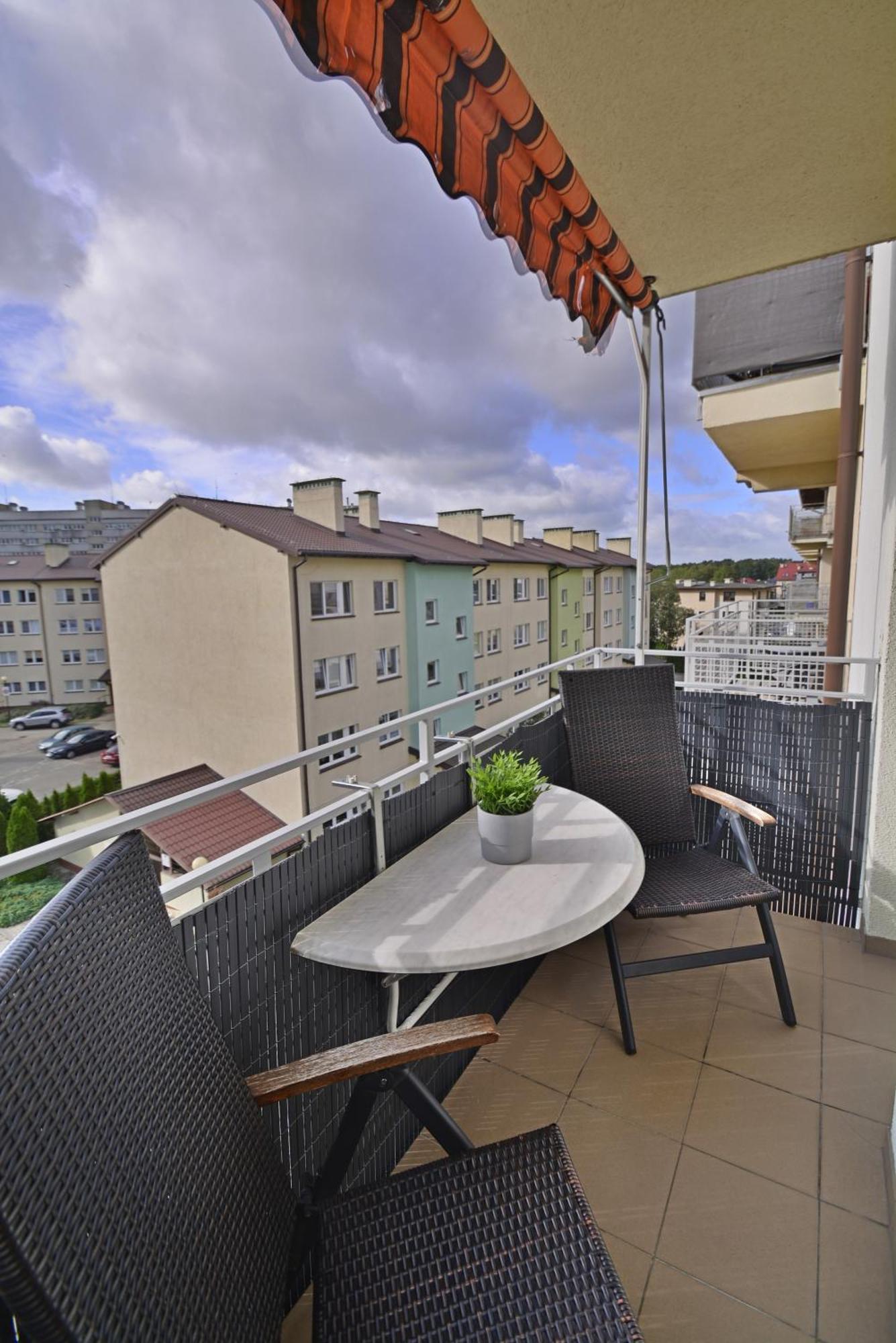Apartamenty Bryza - Chelmonskiego - Parking - Centrum Świnoujście Exteriör bild